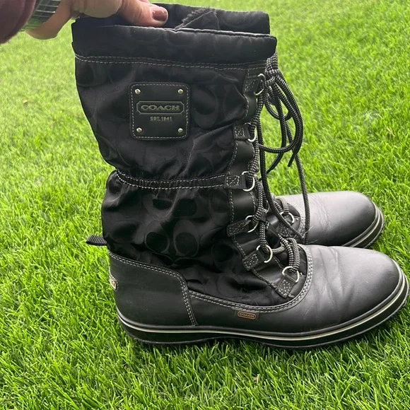 Coach rain boots - Picture 1 of 9